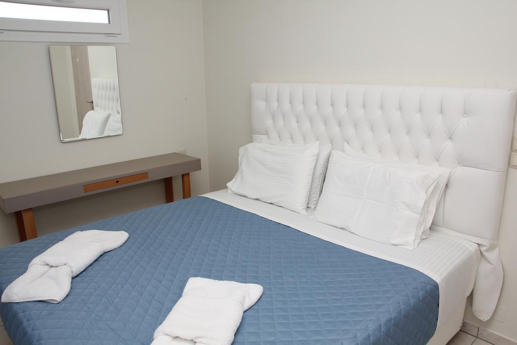 Holiday Luxury Villas Kalamaki  Ngoại thất bức ảnh