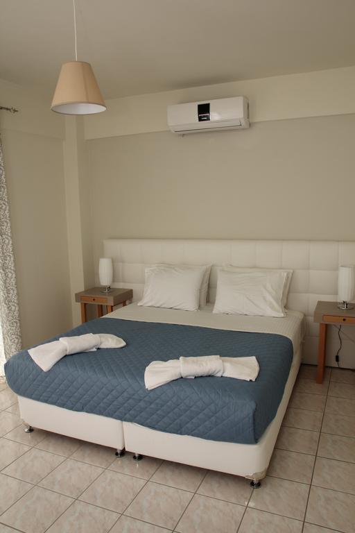 Holiday Luxury Villas Kalamaki  Ngoại thất bức ảnh
