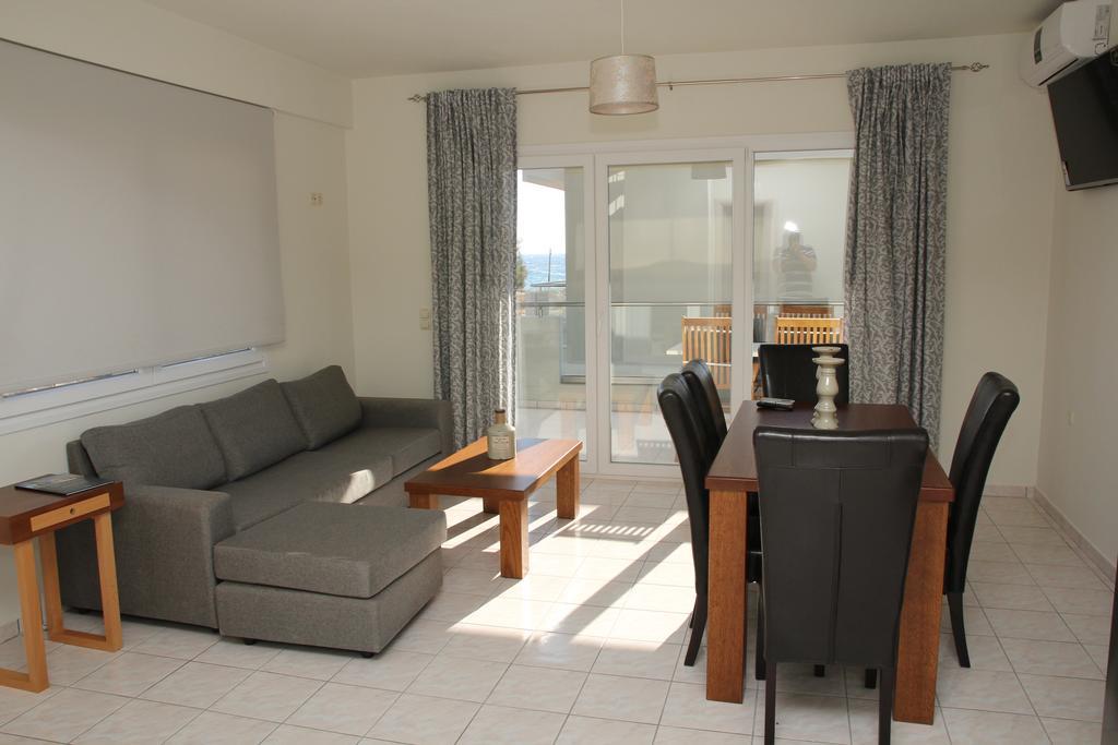 Holiday Luxury Villas Kalamaki  Ngoại thất bức ảnh