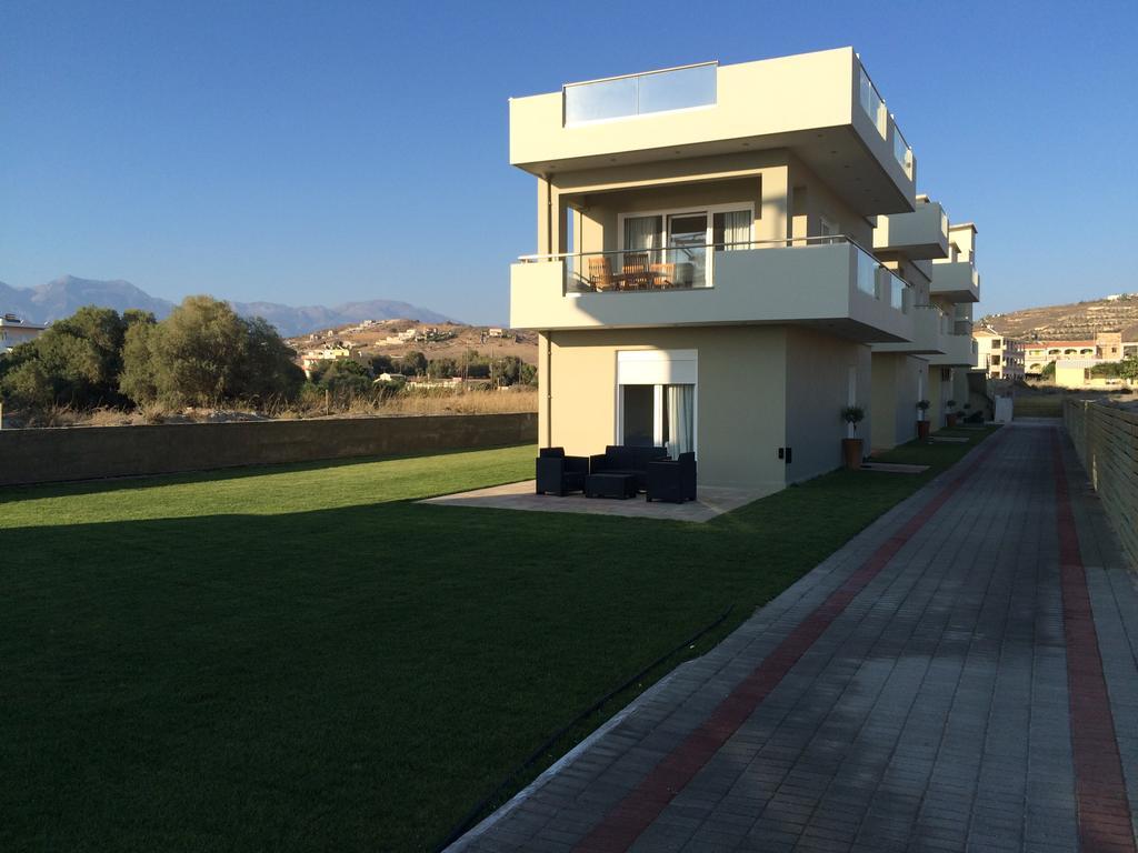 Holiday Luxury Villas Kalamaki  Ngoại thất bức ảnh